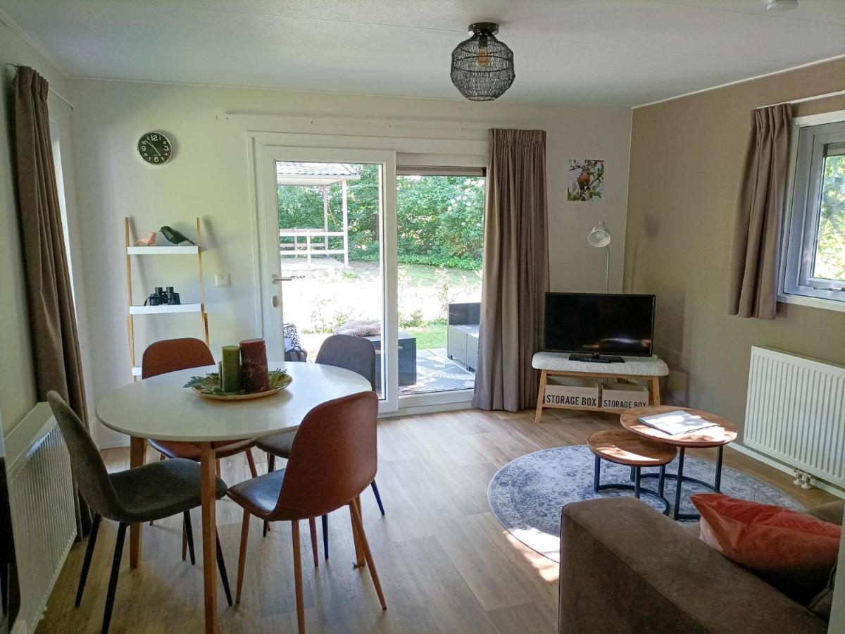 4P Chalet Tolve Met 4 Fietsen Vlakbij Natuurgebieden Drents Friese Wold, Fochteloerveen En Gevangenisdorp Veenhuizen Oosterwolde  Екстер'єр фото