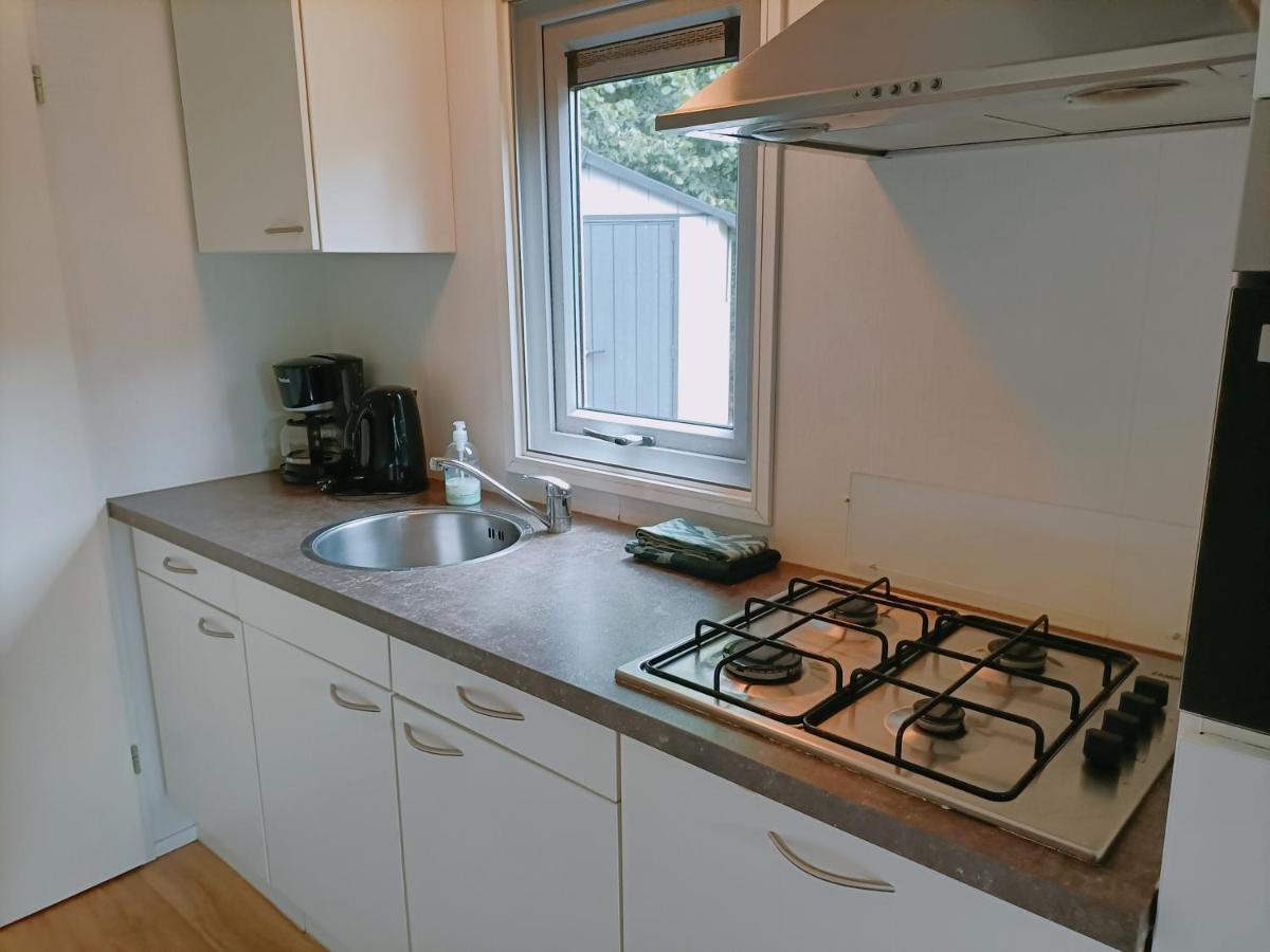 4P Chalet Tolve Met 4 Fietsen Vlakbij Natuurgebieden Drents Friese Wold, Fochteloerveen En Gevangenisdorp Veenhuizen Oosterwolde  Екстер'єр фото