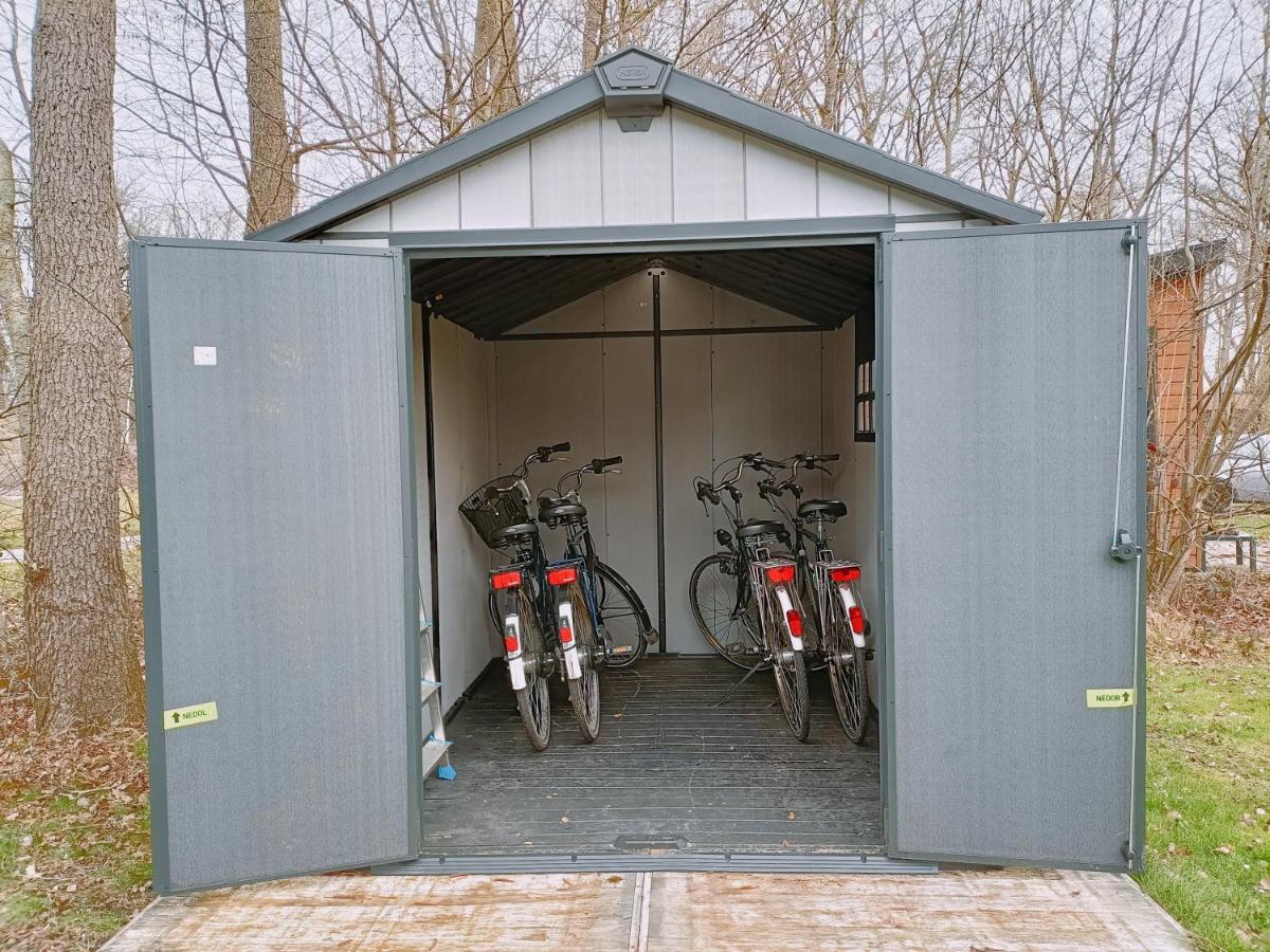 4P Chalet Tolve Met 4 Fietsen Vlakbij Natuurgebieden Drents Friese Wold, Fochteloerveen En Gevangenisdorp Veenhuizen Oosterwolde  Екстер'єр фото